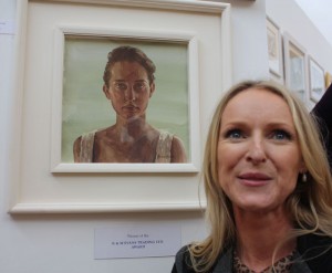 Laura Jean Cronin with her K&M Evans award winning painting 'Jenny'