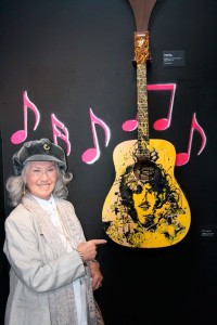 Philomena Lynott with Aga Szot's work "Philo"